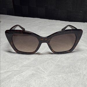 Kenneth Cole Reaction Brown Cat-Eye Sunglasses